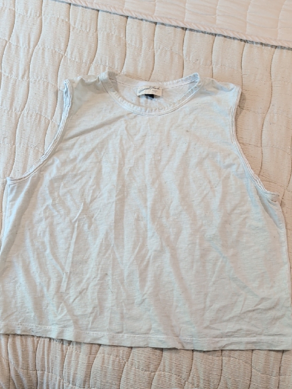 Two Universal Threads Active Tank Tops - Picture 4 of 5